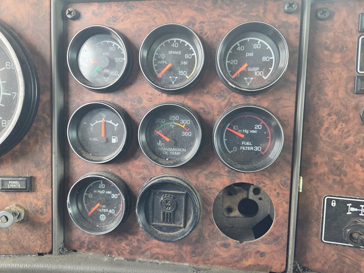 2005-kenworth-t600-image-72