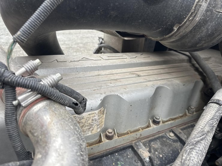 2009-massey-ferguson-8-image-44