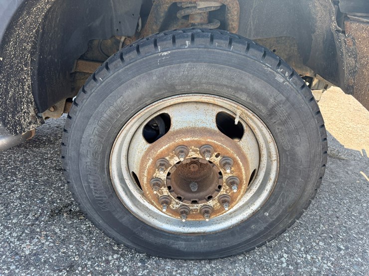 #1063-•-2014-ram-5500-heavy-duty-service-truck-image-38