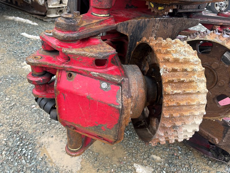 massey-ferguson-8-image-22