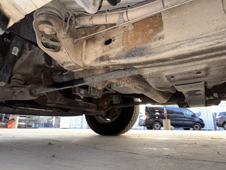 2014-chevrolet-silverado-2500hd-image-26