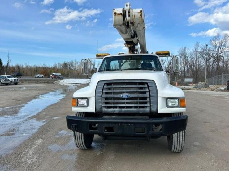 1997-ford-f800-image-2