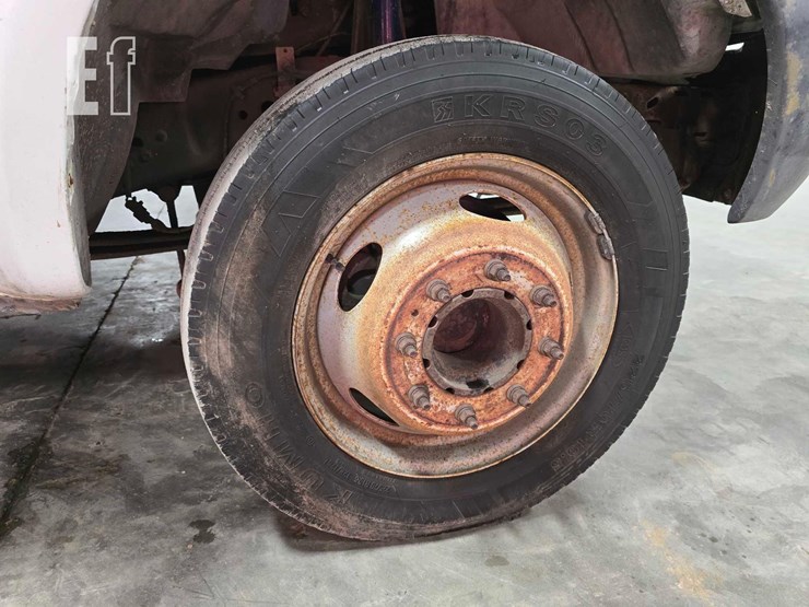 1999-ford-f450-image-28