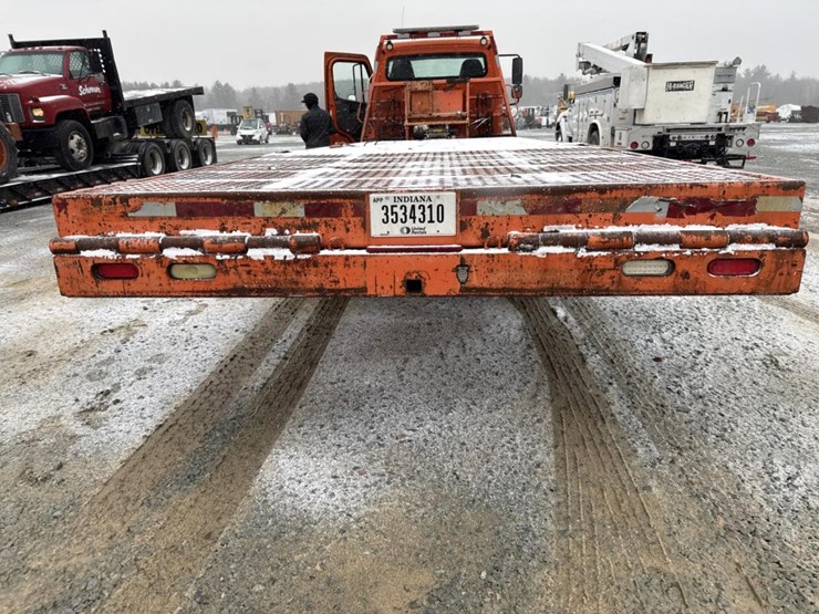 2016-massey-ferguson-8-image-27