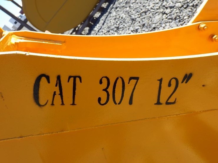 caterpillar-307-image-5