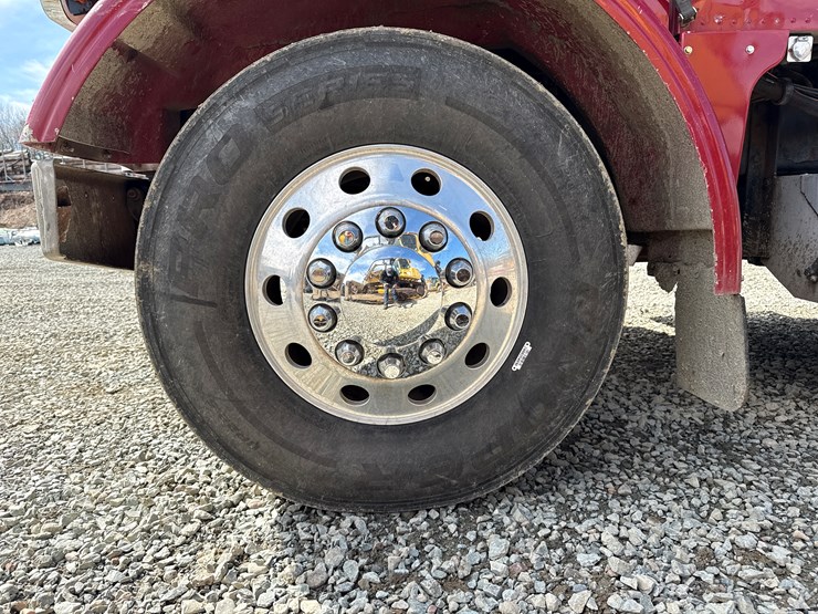 2004-peterbilt-378-image-53