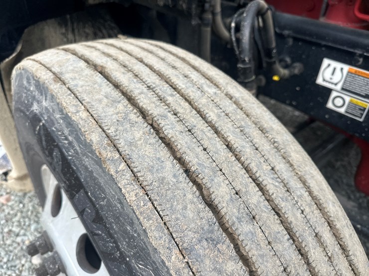 2020-kenworth-t680-image-93