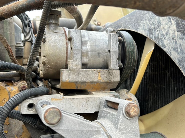 2006-caterpillar-c15-image-70