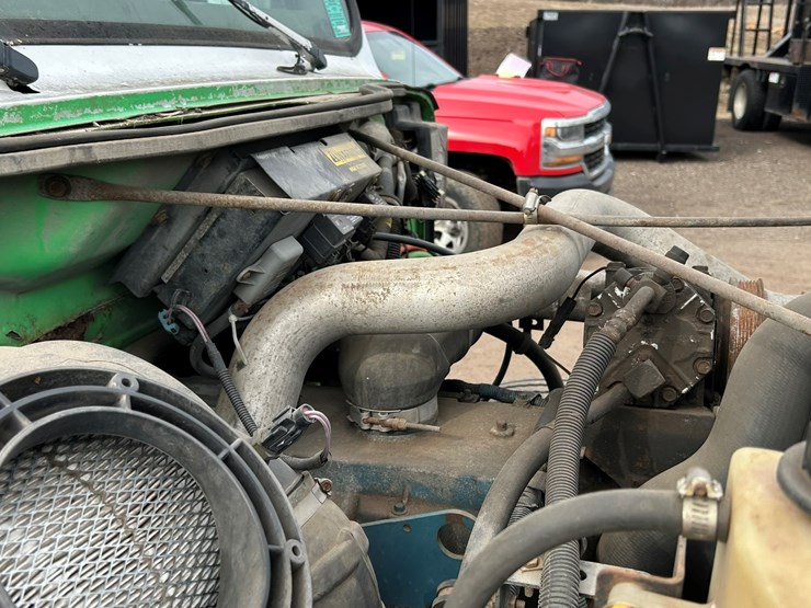 1996-international-4700-image-52