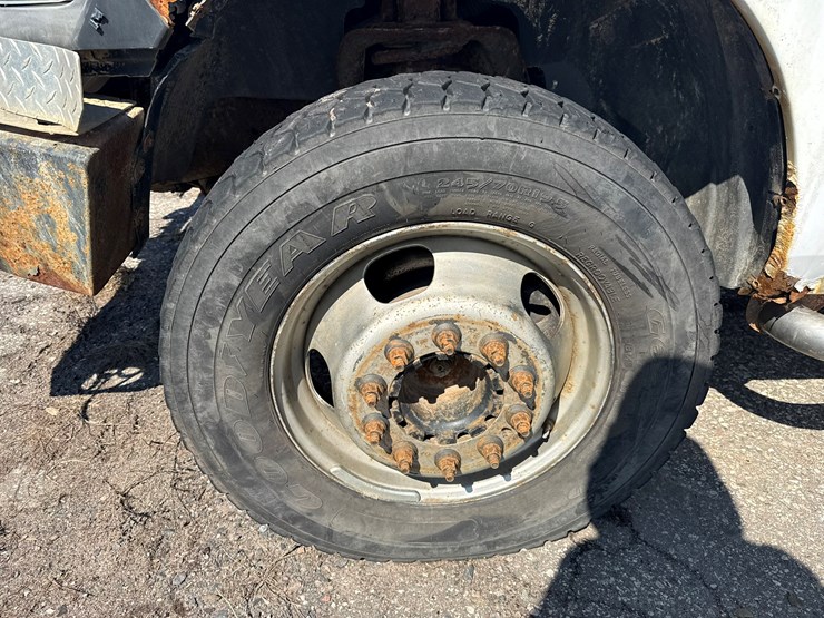 #1065-•-2013-ram-5500-heavy-duty-service-truck-image-44