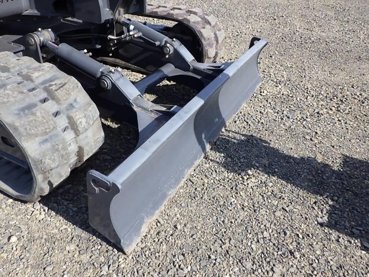 2023-develon-dx85r-3-hydraulic-excavator-image-39