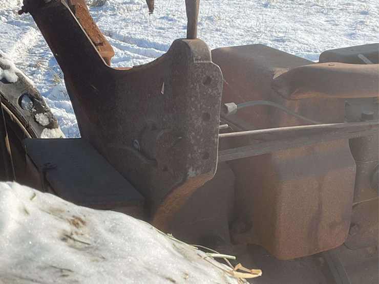 fordson-with-hard-rubber-tires-image-26