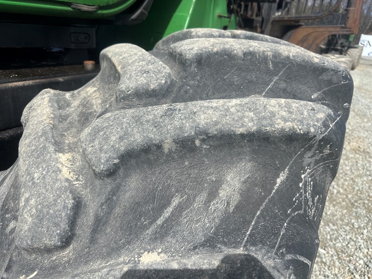 deere-1110e-image-117