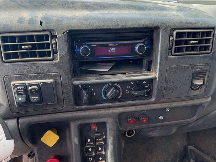 2002-ford-f650-image-21