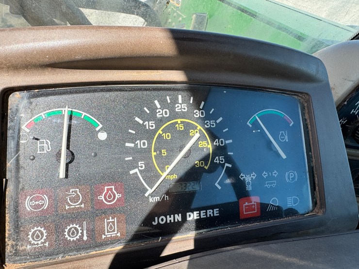 john-deere-3400-image-32