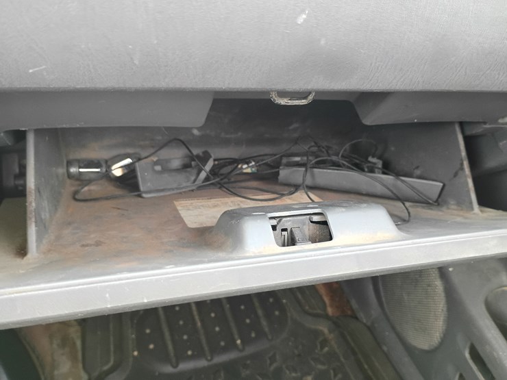 2000-chevrolet-tracker-image-43