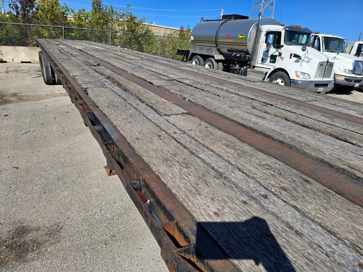 1986-utility-flatbed-image-71