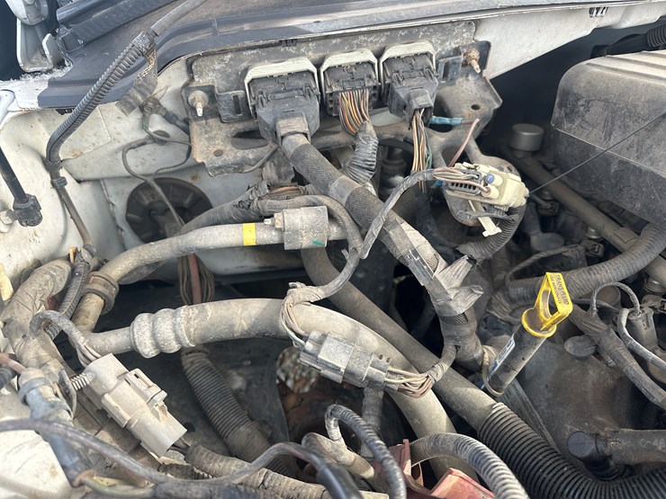 2010-ford-f350-image-48