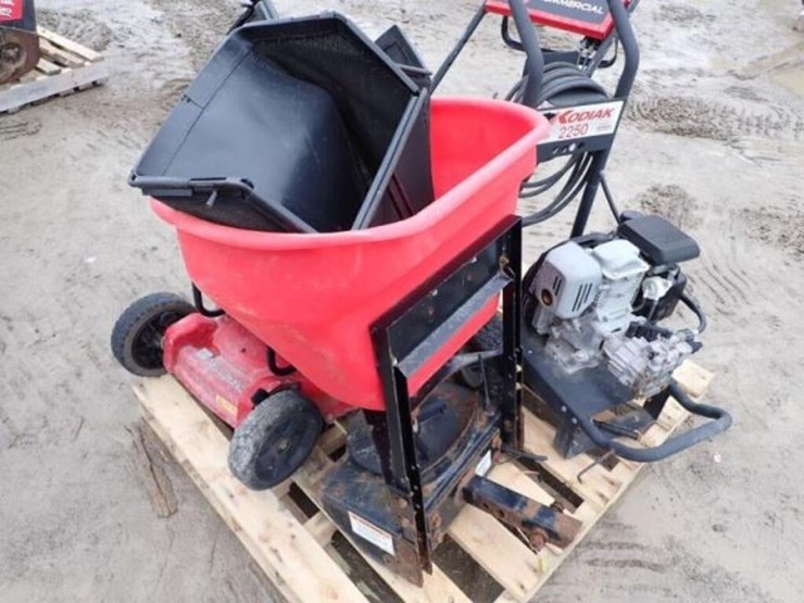 toro-24-in.-push-mower(s)-image-8