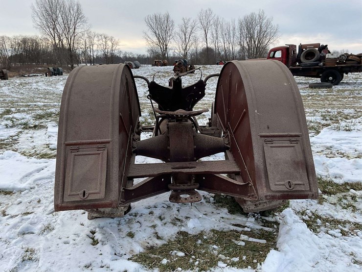 fordson-(usa)-parts-tractor-image-7
