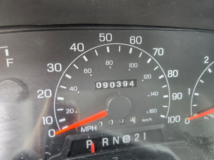 2001-ford-f350-image-57