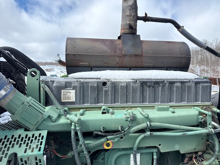 #2212-•-vovlo/marathon-320kw-generator-image-19