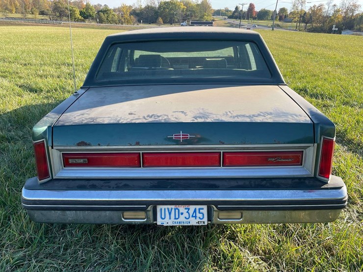 1980-lincoln-continental-town-car-image-23