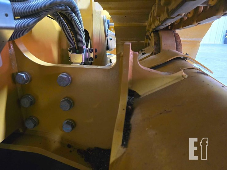 2002-caterpillar-d3-lgp-image-37