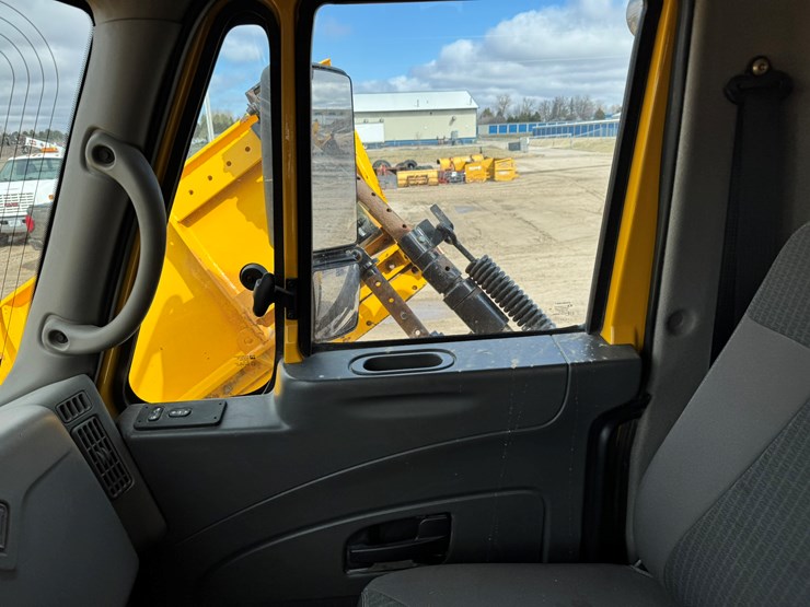 2009-international-workstar-7500-image-76