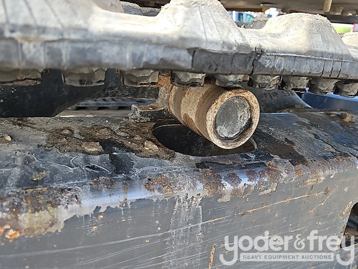 2022-deere-35g-image-9