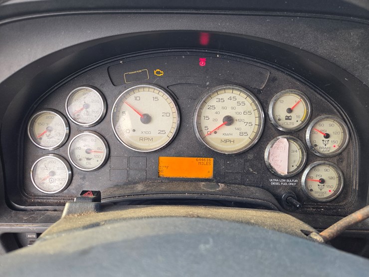 2013-international-prostar-image-69