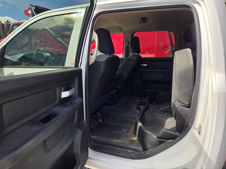 2019-dodge-3500hd-image-45