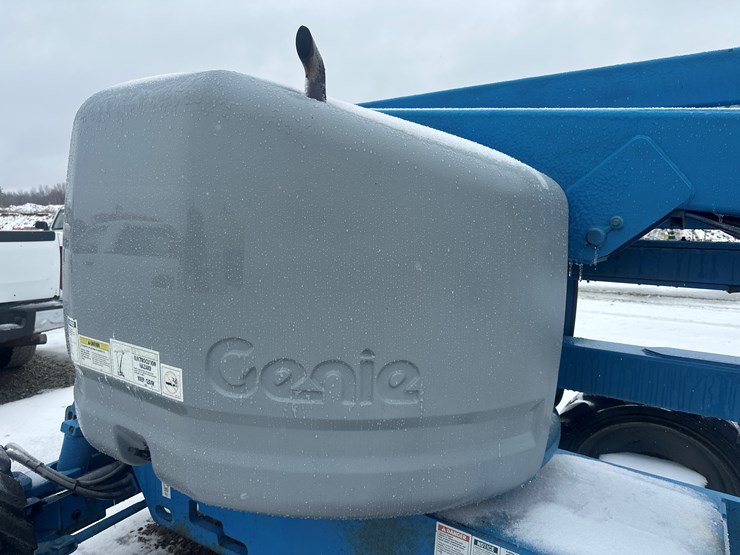 2005-massey-ferguson-8-image-22