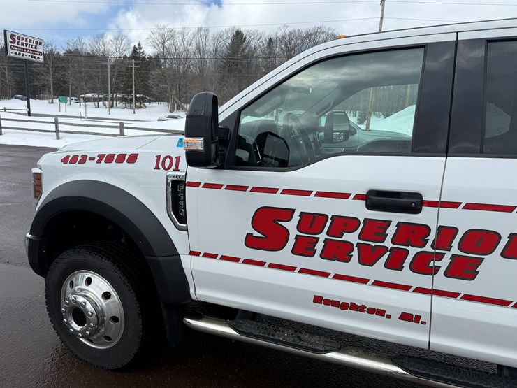 2018-ford-f550-image-10