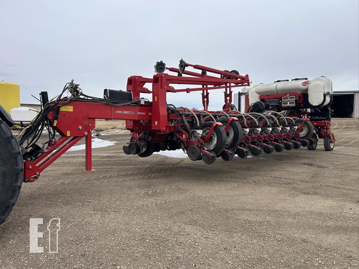 2014-white-9824-image-7