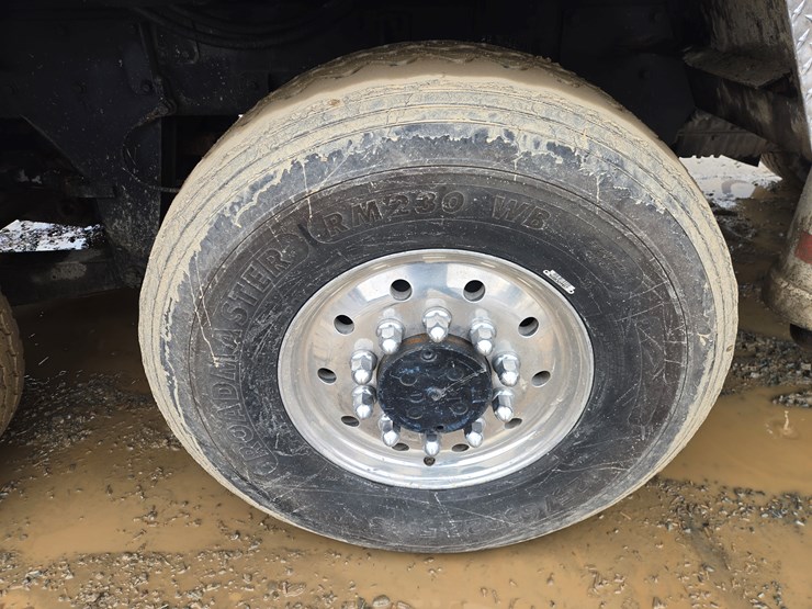 massey-ferguson-8-image-141