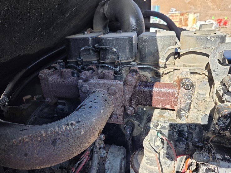 massey-ferguson-8-image-31