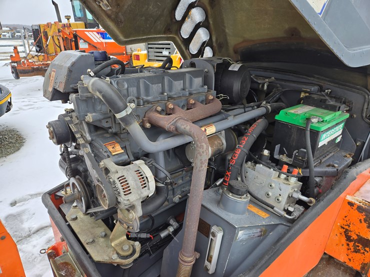 2012-hamm-hd14vv-image-27