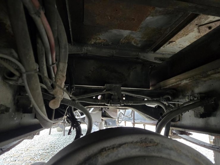 2013-international-durastar-4300-image-51