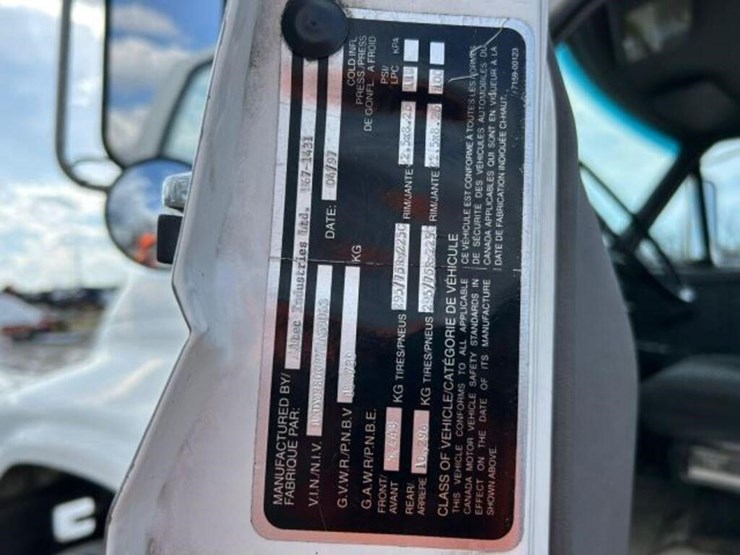 1997-ford-f800-image-11