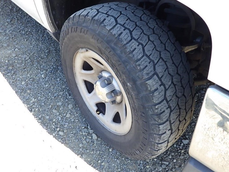 2017-chevrolet-silverado-1500-image-16