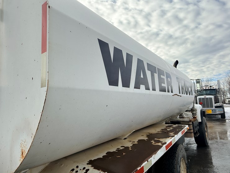 1988-mack-dm690s-image-31