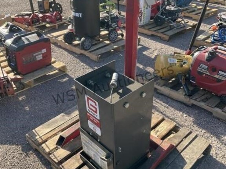 gray-quickpac-qp-50-oil-filter-crusher-image-2