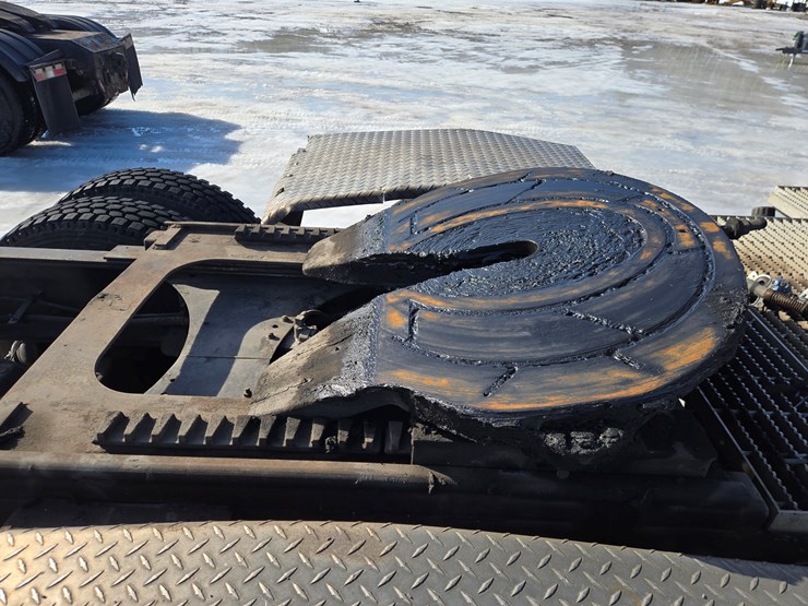 2000-mack-rd688s-image-27