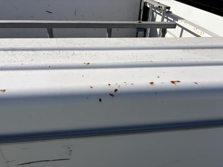 2012-chevrolet-2500-image-31