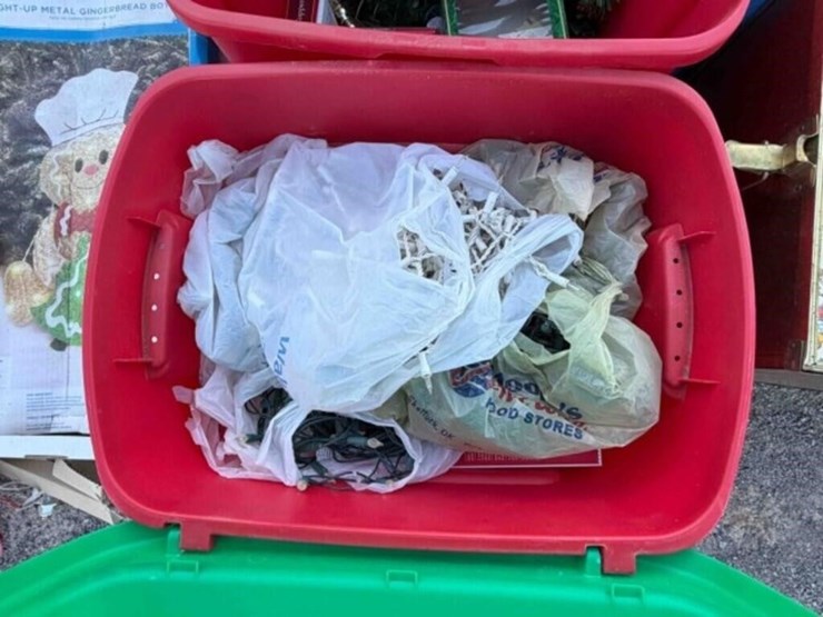 christmas-decor-lot-image-6