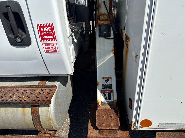 2014-international-4300-sba-image-22