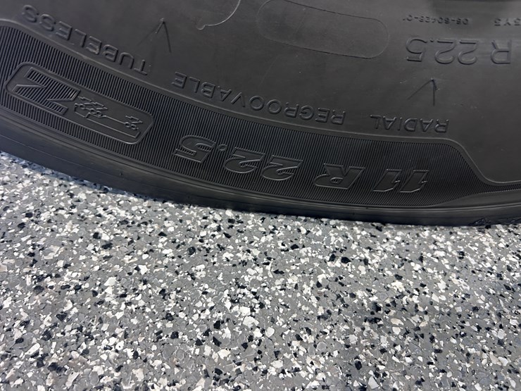 2007-peterbilt-379-image-145