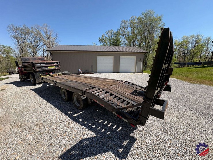 1998-cherokee-r20-20+5-dual-t/a-tag-trailer-image-3