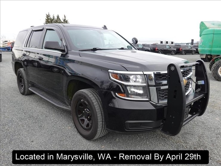 2016-chevrolet-tahoe-image-16